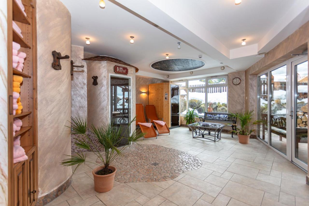 Klawunn Hotel & Apartement Kaprun Exterior photo